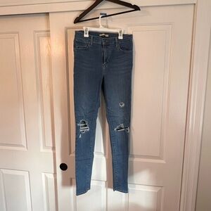 Levi's Women's Blue Ripped Skinny Jeans